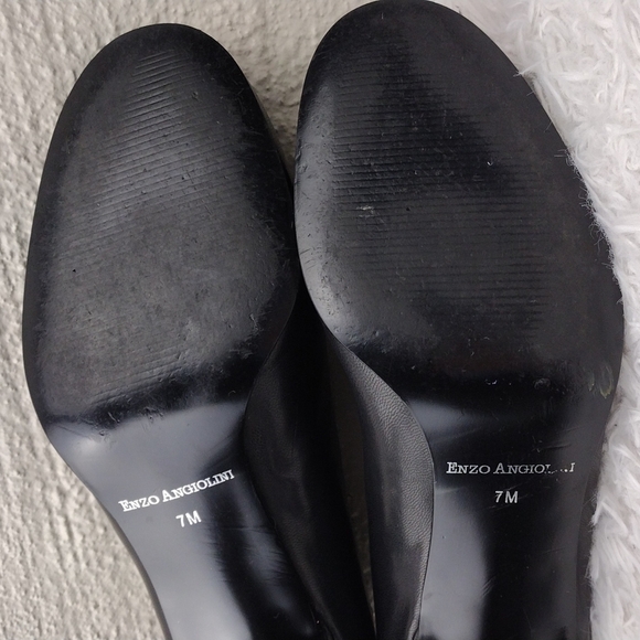 Enzo Angiolini Black Leather Upper Round Toe Mid Heel Buckled Mary Jane Shoe - Picture 8 of 16